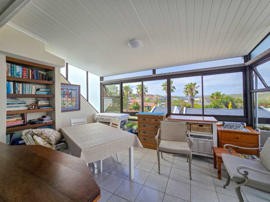 2 Bedroom Property for Sale in Stilbaai Wes Western Cape